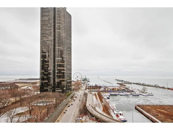 $2,300 | 474 North Lake Shore Drive, Unit 1706, Chicago, IL 60611