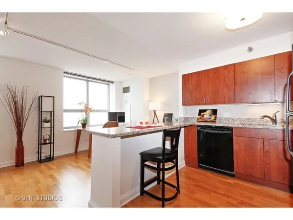 $2,300 | 474 North Lake Shore Drive, Unit 1706, Chicago, IL 60611