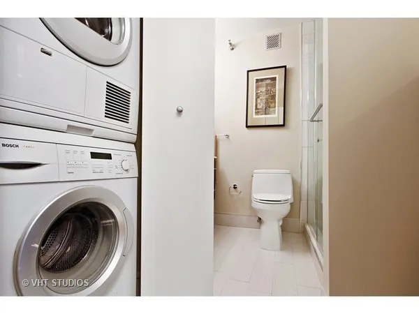 $2,300 | 474 North Lake Shore Drive, Unit 1706, Chicago, IL 60611