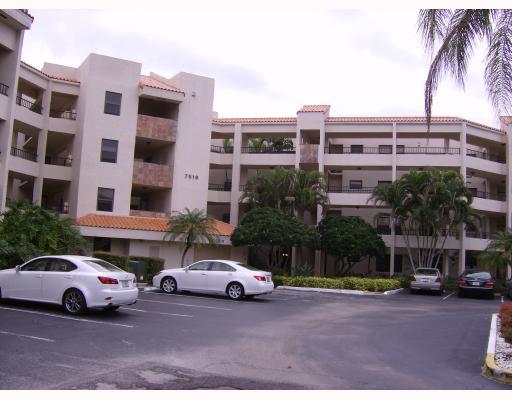 7519 La Paz Boulevard, Unit C102 Boca Raton, FL 33433 - Photo 1 of 10 Primary Photo