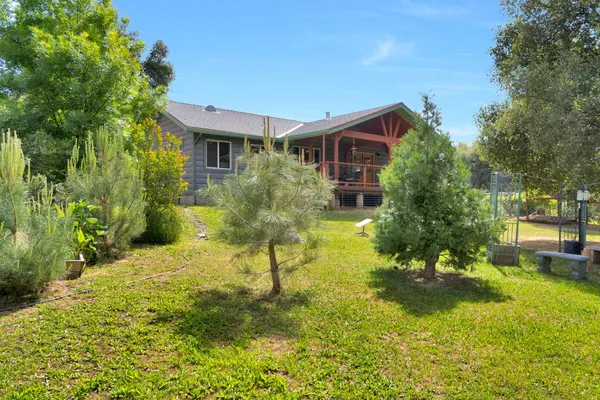 $349,500 | 33463 Road 233, North Fork, CA 93643