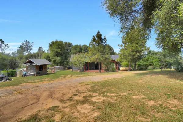 $349,500 | 33463 Road 233, North Fork, CA 93643