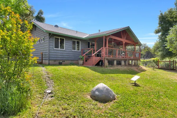 $349,500 | 33463 Road 233, North Fork, CA 93643
