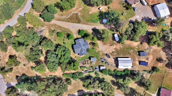 $349,500 | 33463 Road 233, North Fork, CA 93643