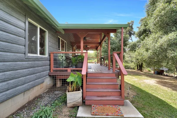 $349,500 | 33463 Road 233, North Fork, CA 93643