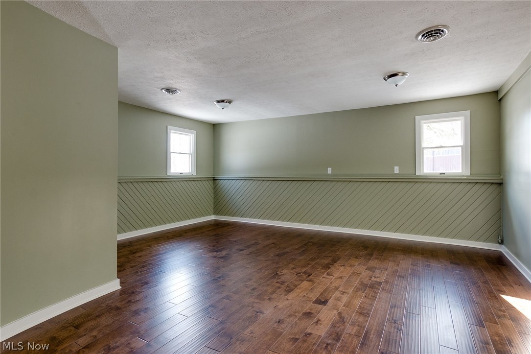 11423 County Line Road Chesterland, OH 44026 - Photo 16 of 30 Gallery Image 16
