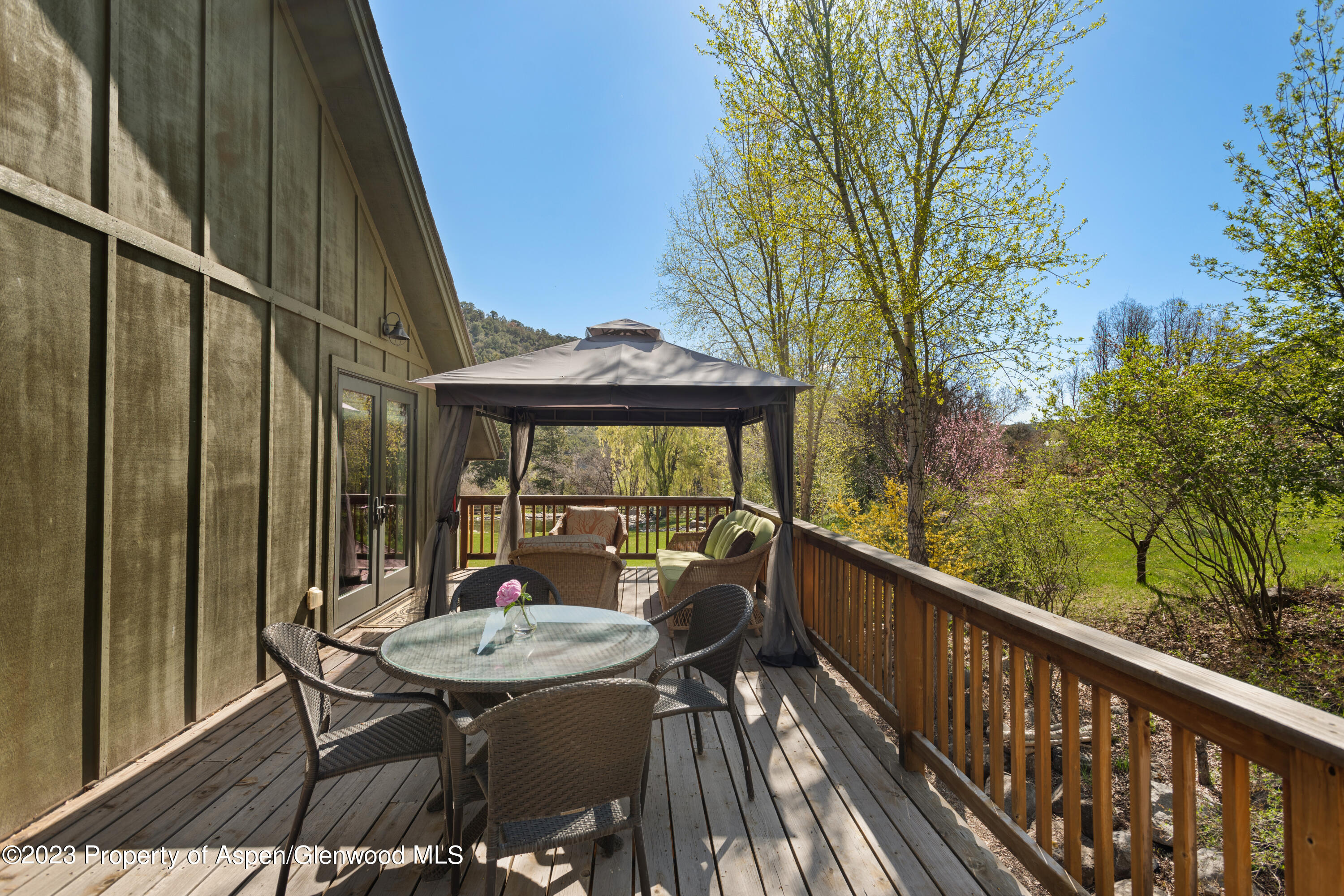 1649 Emma Spur Basalt, CO 81621 - Photo 24 of 35 a balcony with table and chairs