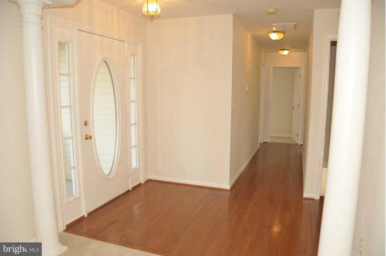 9030 Hamburg Road Frederick, MD 21702 - Photo 6 of 14 Interior (General)