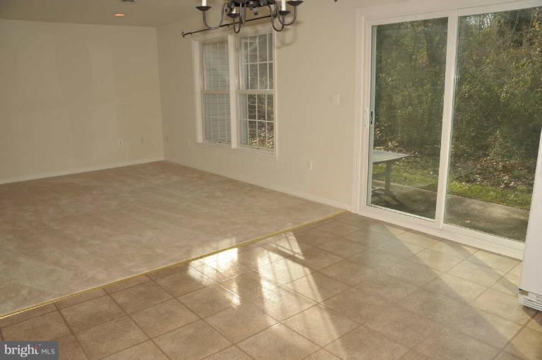 9030 Hamburg Road Frederick, MD 21702 - Photo 9 of 14 Family Room