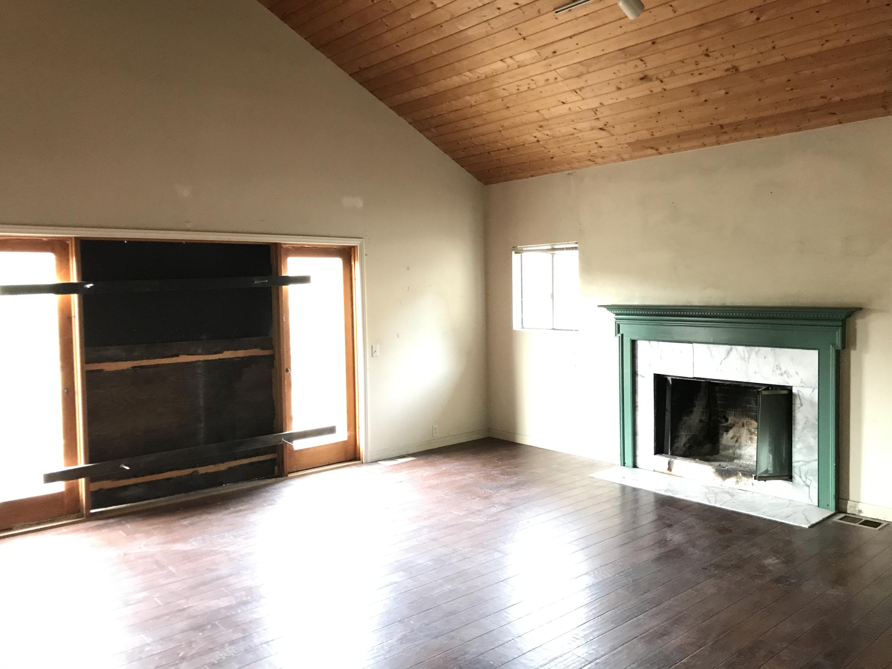 160 Conejo Road Santa Barbara, CA 93103 - Photo 11 of 16 IMG_8765