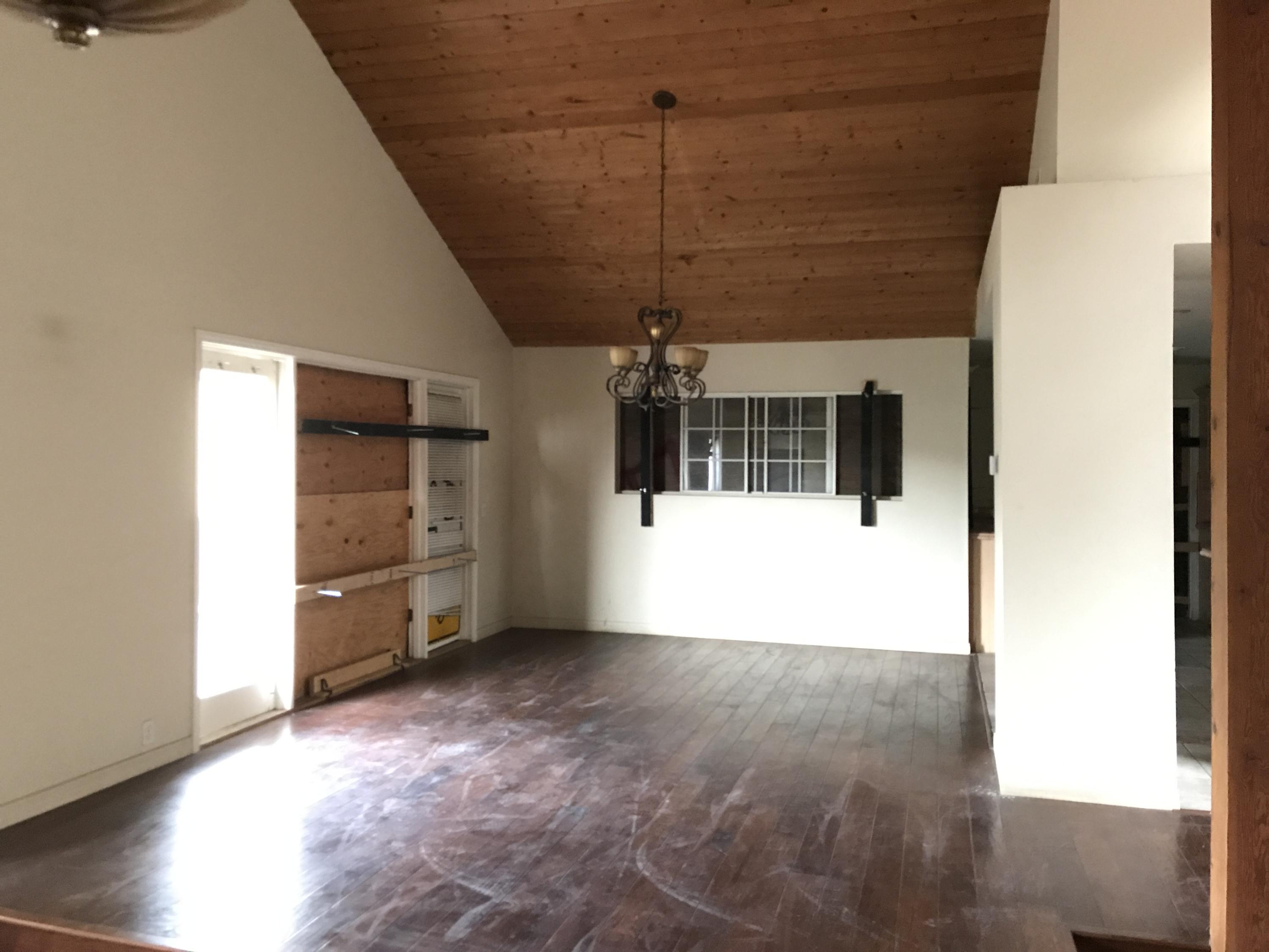 160 Conejo Road Santa Barbara, CA 93103 - Photo 4 of 16 IMG_8766