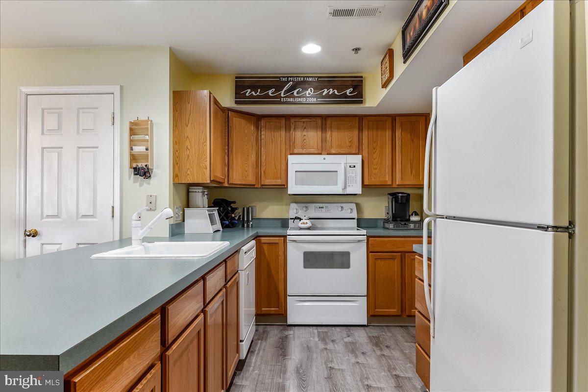 129 Horseshoe Drive, Unit 129 Quakertown, PA 18951 - Photo 15 of 27