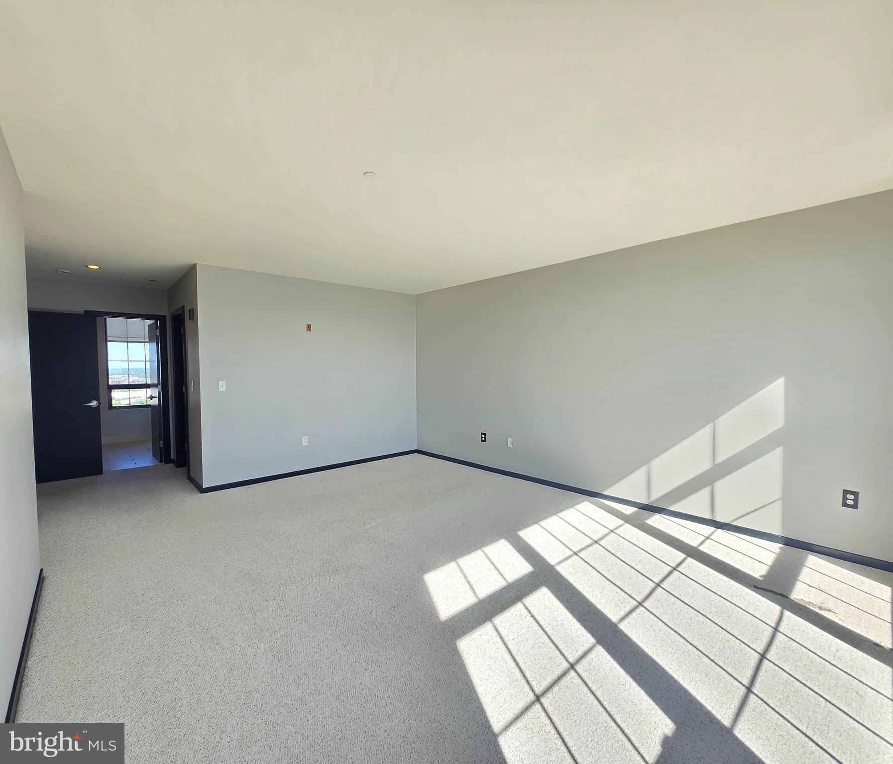 1200 Steuart Street, Unit 1913 Baltimore, MD 21230 - Photo 22 of 57 Serene owner’s bedroom.