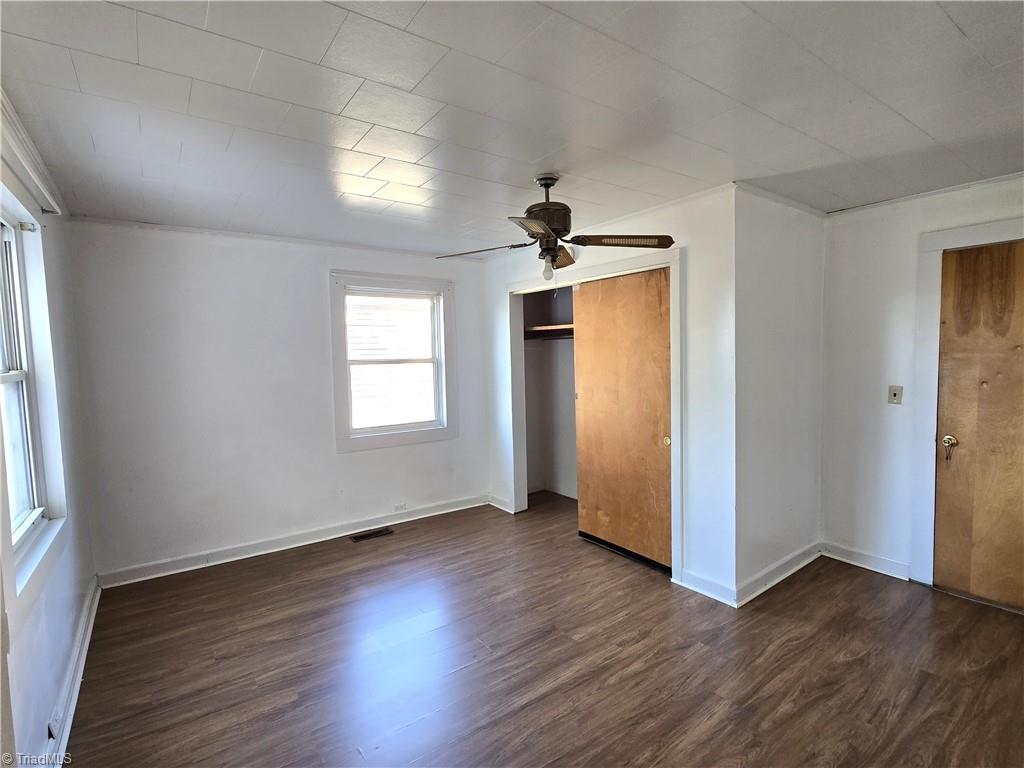 1112 Mill Avenue High Point, NC 27260 - Photo 10 of 21