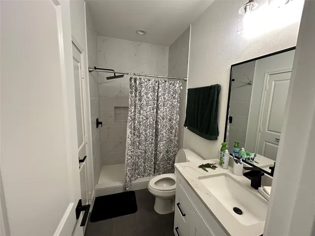 $1,800 | 12011 Rockview Drive, Conroe, TX 77306