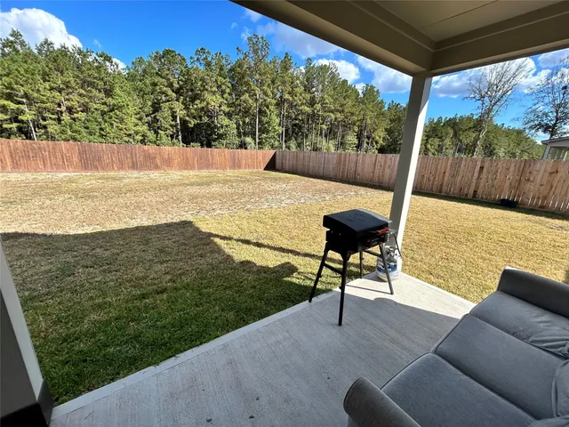 $1,800 | 12011 Rockview Drive, Conroe, TX 77306