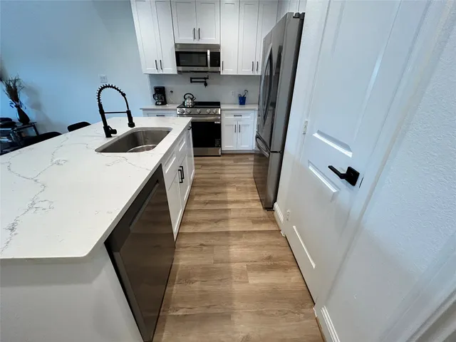 $1,800 | 12011 Rockview Drive, Conroe, TX 77306