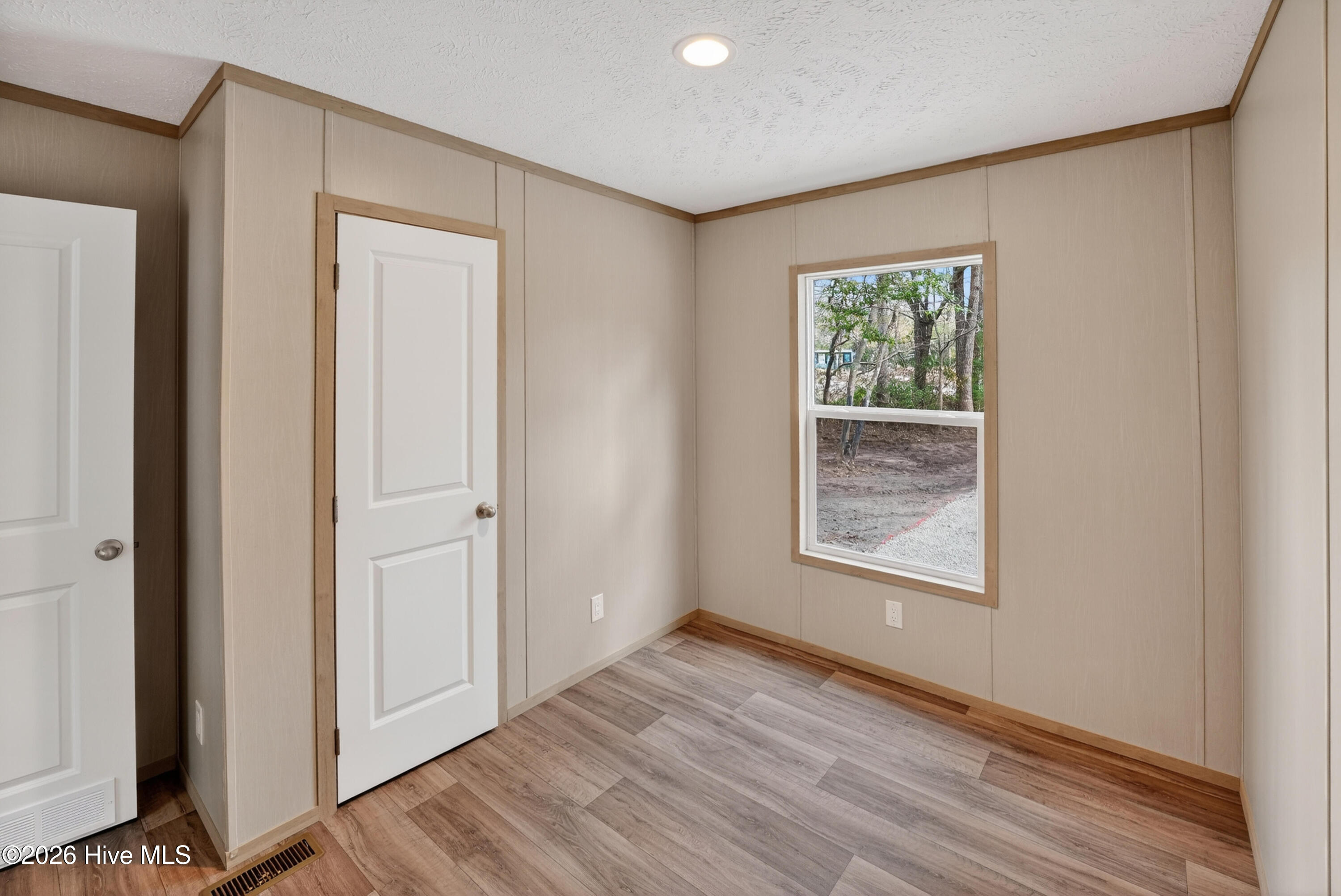 108 Pond View Lane Hampstead, NC 28443 - Photo 5 of 21 05_beyc69a87f3a9d007