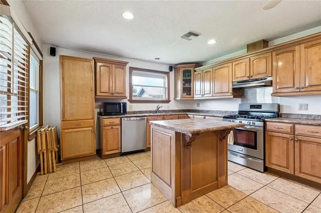 $295,000 | 4520 13th Street, Marrero, LA 70072