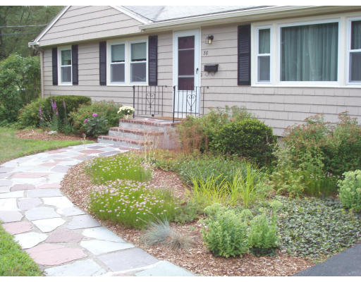 38 Highgate Road Framingham, MA 01701 - Photo 3 of 21 Gallery Image 3