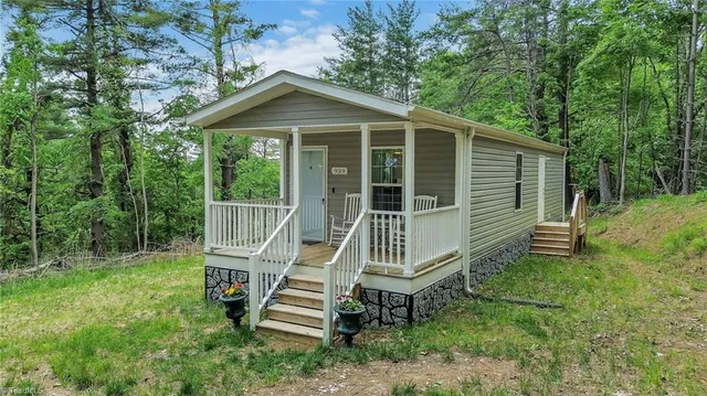 $164,900 | 939 Don Bare Road, Jefferson, NC 28640