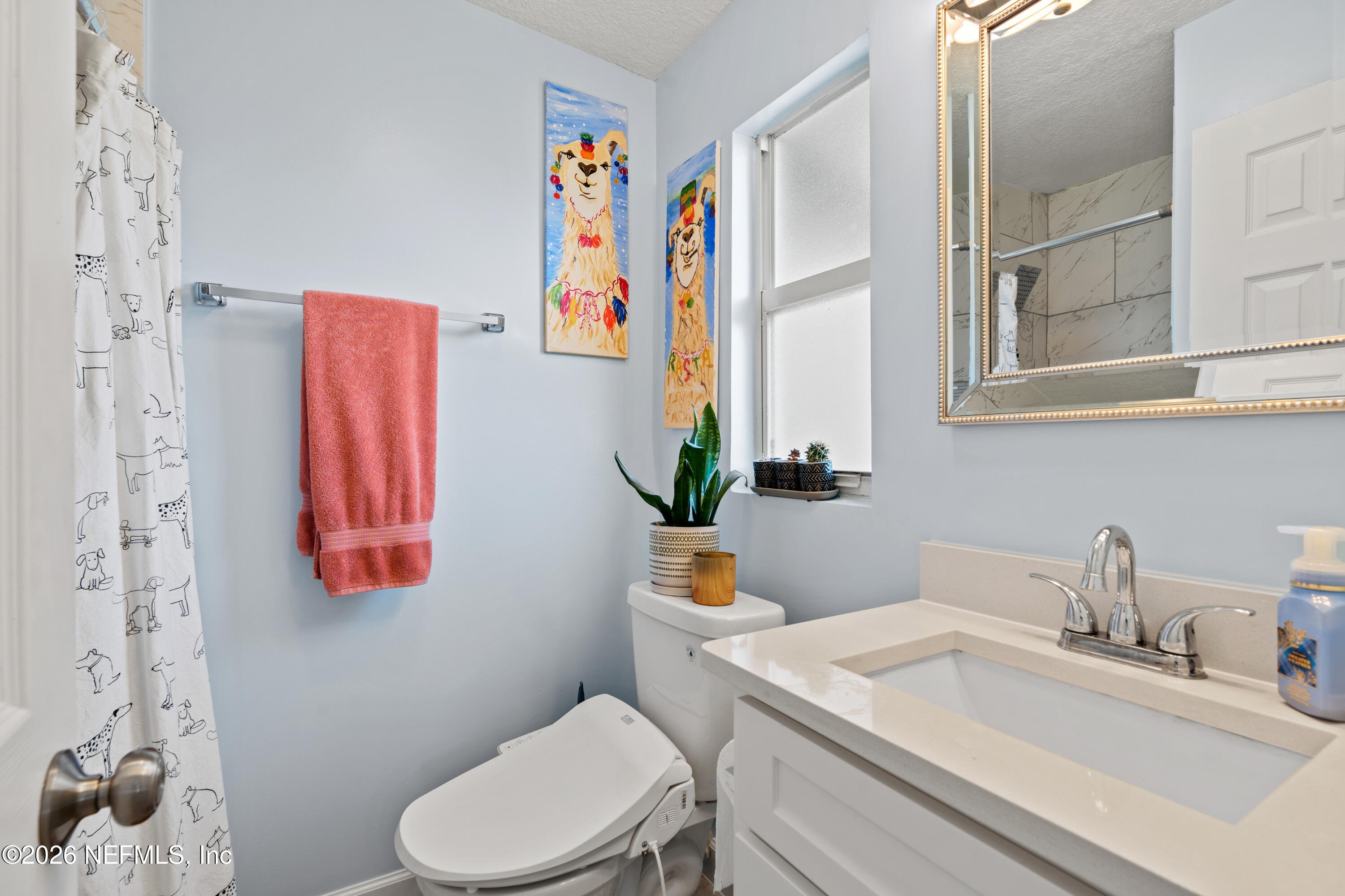 402 Skate Road Atlantic Beach, FL 32233 - Photo 4 of 7 16-Primary Bathroom