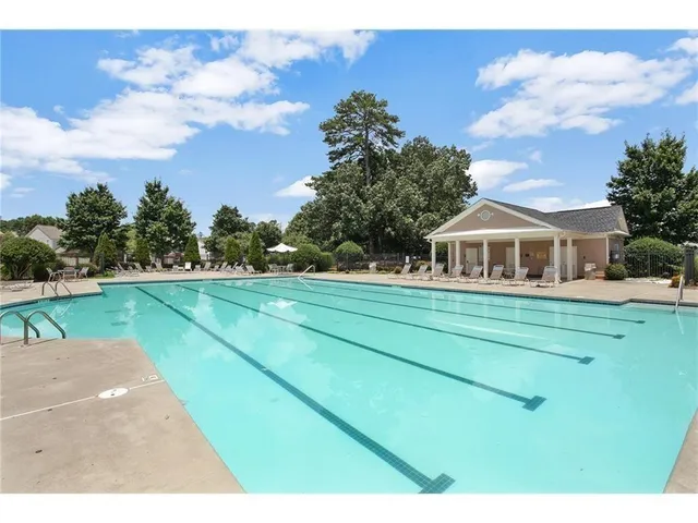 a front view of house with yard
