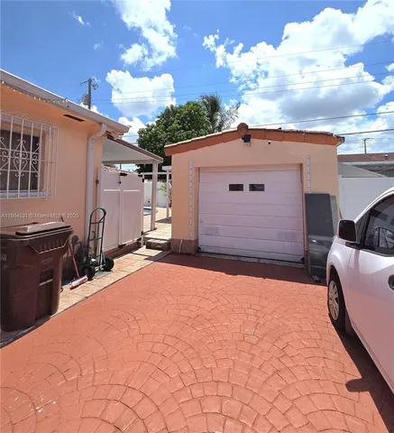 $685,000 | 380 West 41st Street, Hialeah, FL 33012