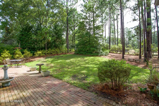 $545,000 | 620 Diamondhead Drive South, Pinehurst, NC 28374