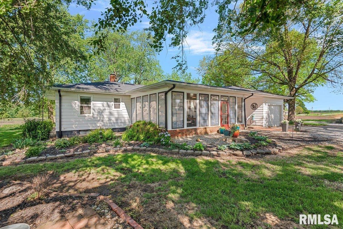 2522 County Road 625 East Rochester, IL 62563 - Photo 2 of 53