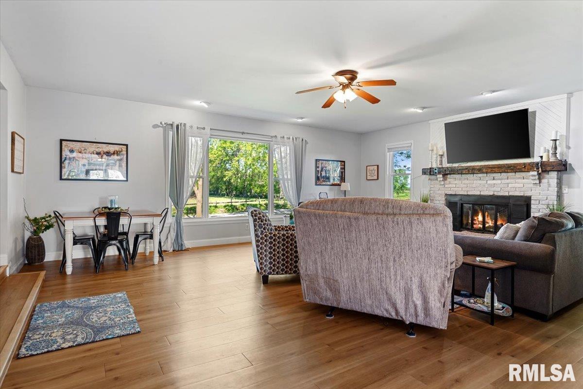 2522 County Road 625 East Rochester, IL 62563 - Photo 8 of 53