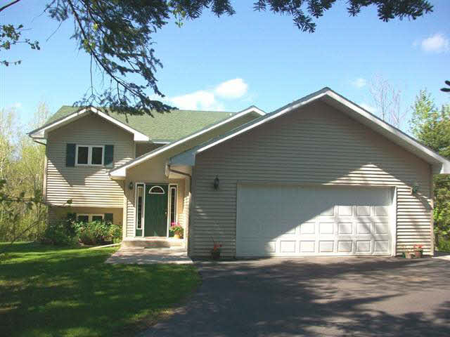 35 Riverside Road Esko, MN 55733 - Photo 1 of 17 Gallery Image 1
