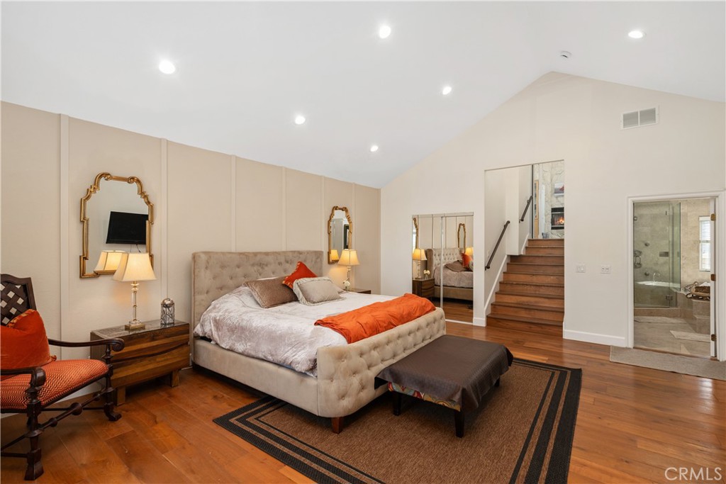 7901 Berger Avenue Playa del Rey, CA 90293 - Photo 37 of 67 a bedroom with a bed and wooden floor