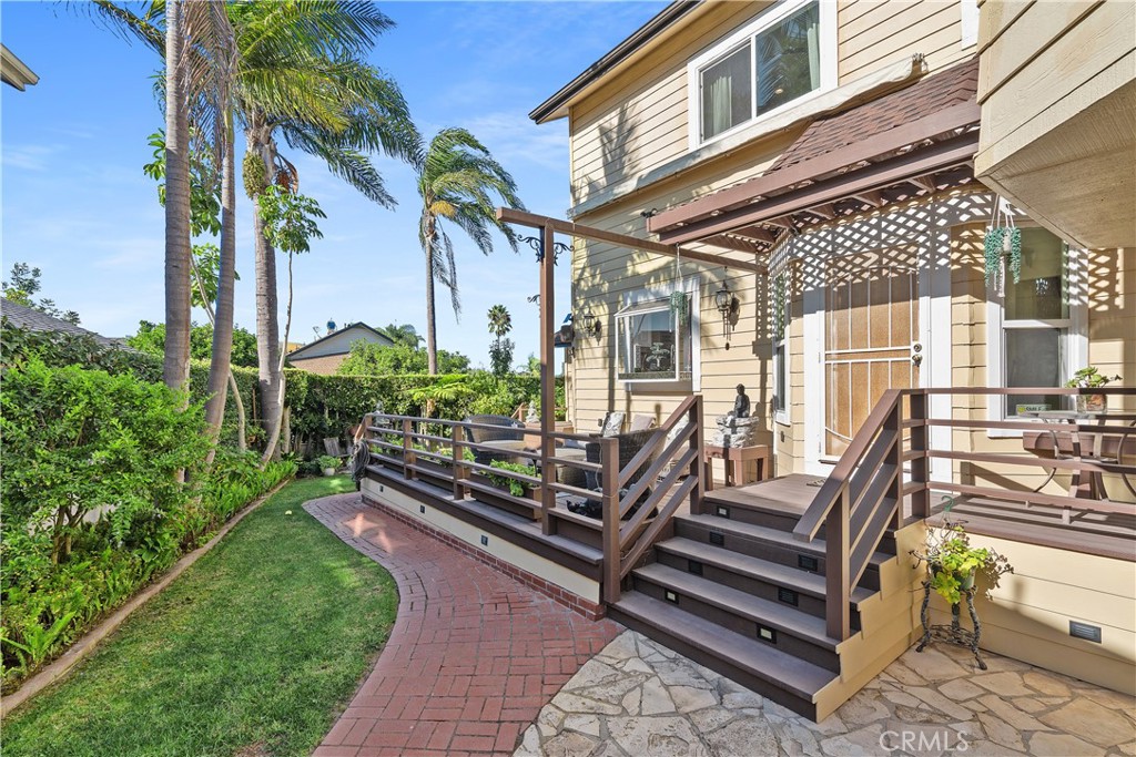 7901 Berger Avenue Playa del Rey, CA 90293 - Photo 48 of 67 a view of a chairs setting in a backyard