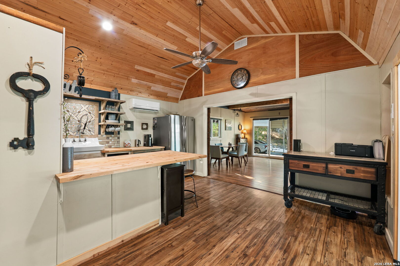 9055 Rebecca Creek Road Spring Branch, TX 78070 - Photo 11 of 36