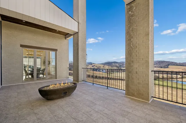 $3,500,000 | 2420 Walter Way, College Grove, TN 37046