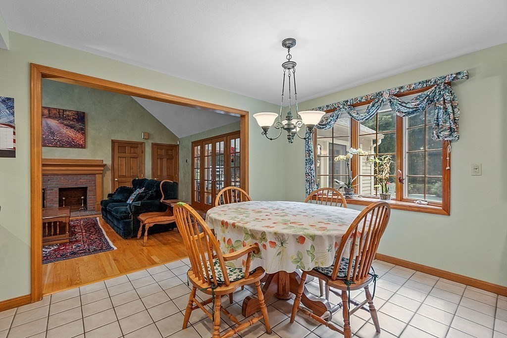 21 New Pond Road Groton, MA 01450 - Photo 11 of 42