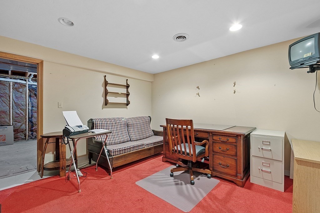 21 New Pond Road Groton, MA 01450 - Photo 28 of 42