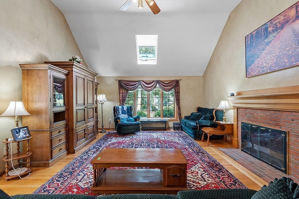 21 New Pond Road Groton, MA 01450 - Photo 6 of 42