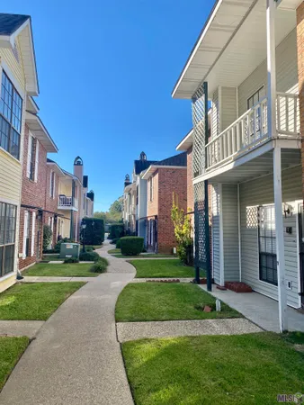 $127,500 | 10926 Old Hammond Highway, Unit 7, Baton Rouge, LA 70816