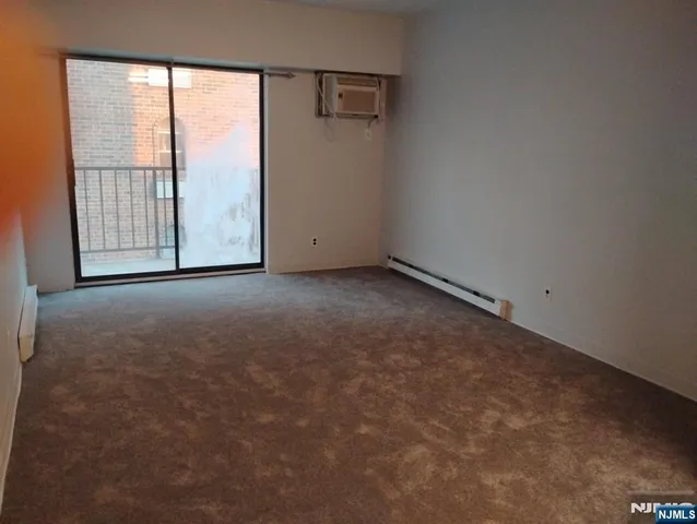 $219,900 | 110-114 Sussex, Unit 2F, Hackensack, NJ 07601