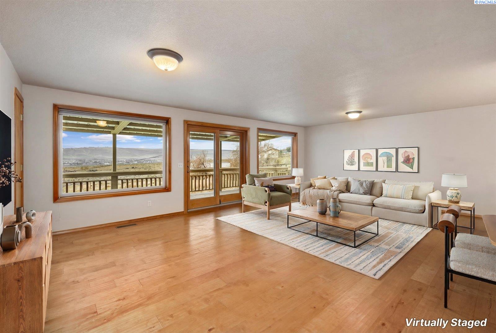 101505 East Reata Road Kennewick, WA 99338 - Photo 5 of 48 Gallery Image 5