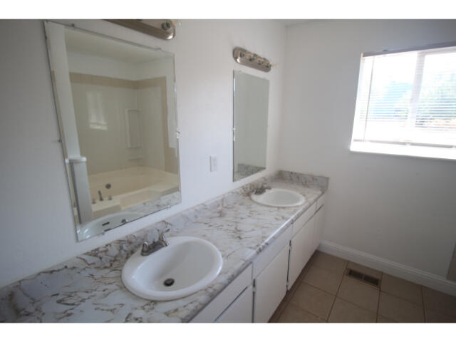 27143 Dersch Road Shingletown, CA 96088 - Photo 16 of 23 Sinks in Master Bathroom
