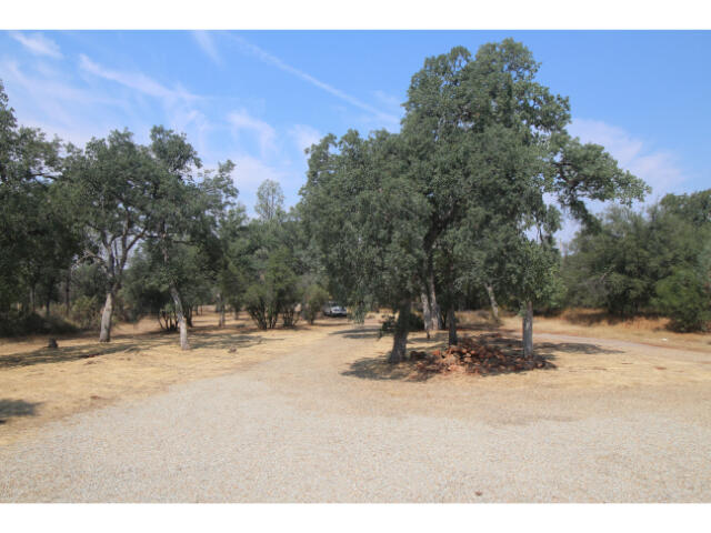 27143 Dersch Road Shingletown, CA 96088 - Photo 8 of 23 Front entrance