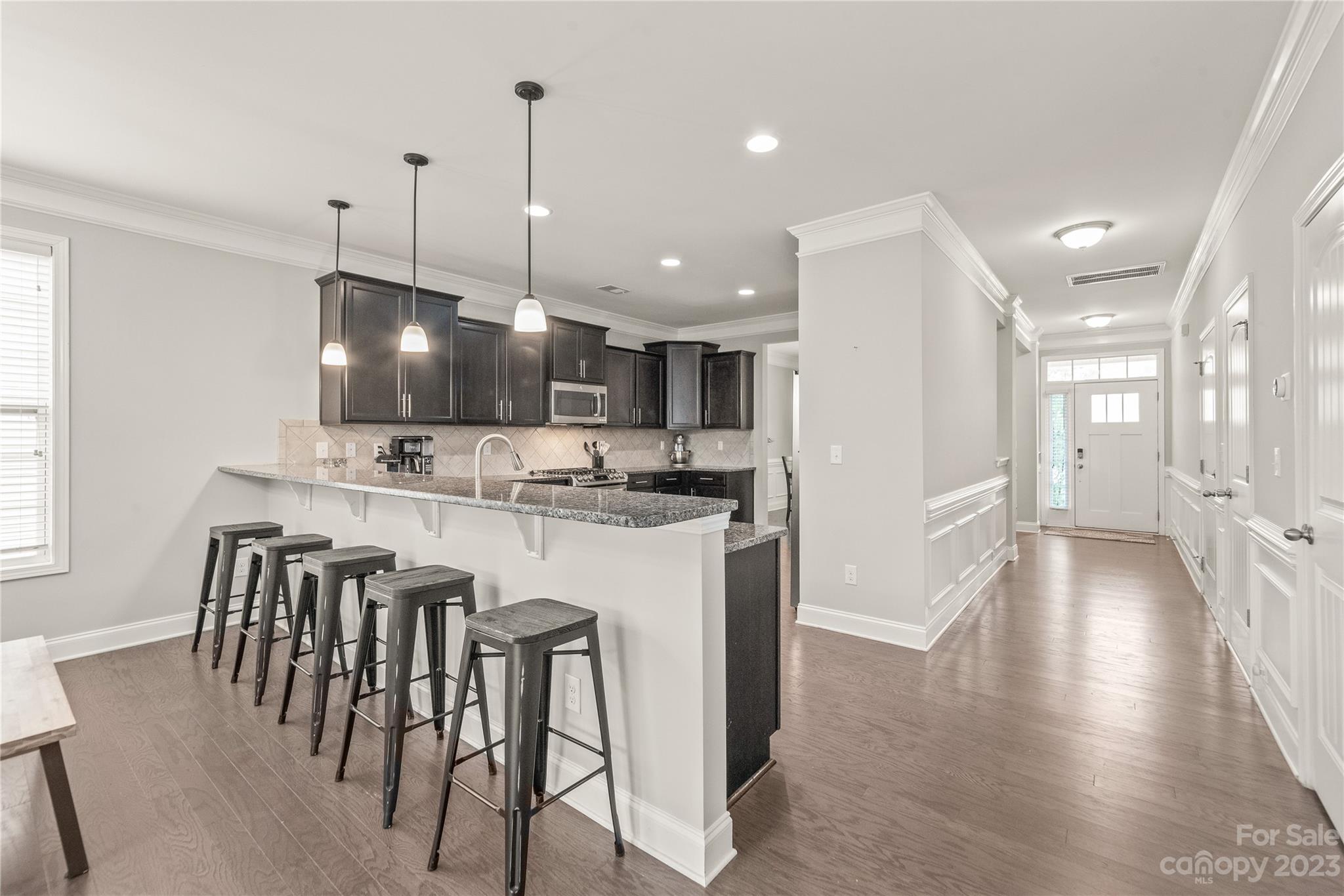9221 Inverness Bay Road Charlotte, NC 28278 - Photo 8 of 43 Gallery Image 8