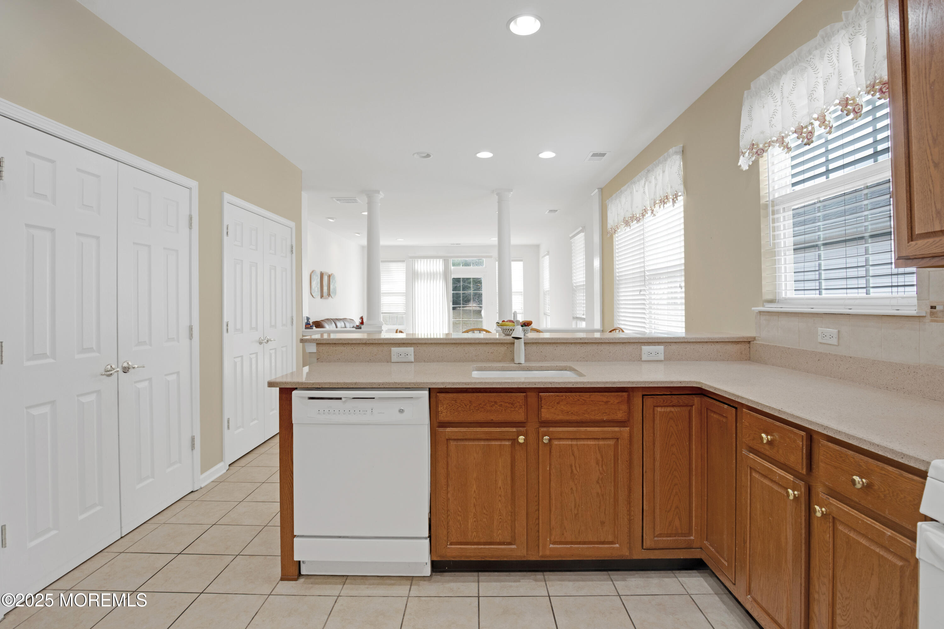 16 Brattleboro Road Jackson, NJ 08527 - Photo 13 of 51 Interior-22
