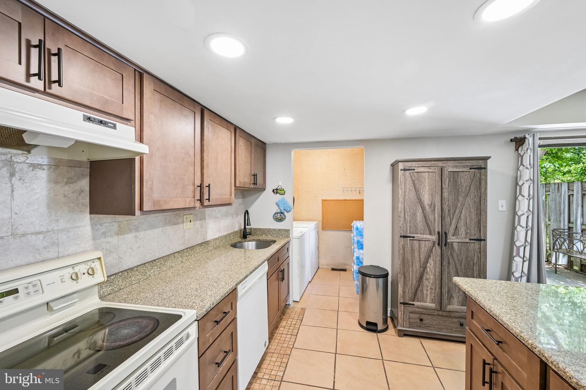 12 Roxburn Place Willingboro, NJ 08046 - Photo 17 of 35