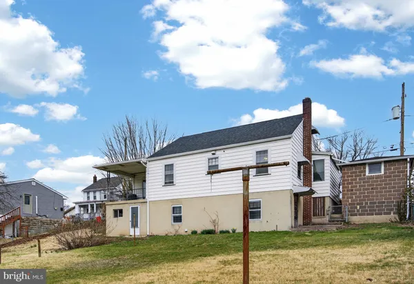 $185,000 | 230 West Howard Avenue, Coaldale, PA 18218