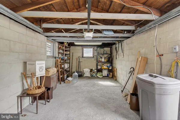 $185,000 | 230 West Howard Avenue, Coaldale, PA 18218