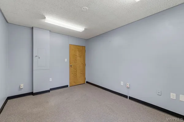 $6,000 | 57 St Johns Parkside, Buffalo, NY 14210